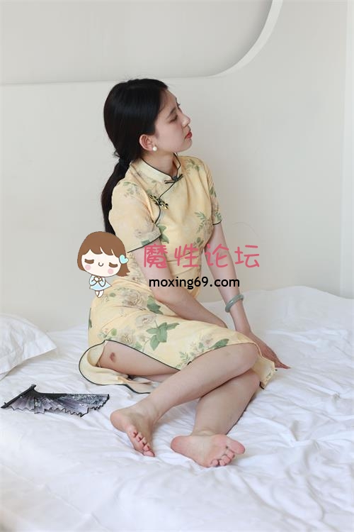 绮梦摄影-yaya-旗袍肉丝高跟裸足诱惑[510P/590M 百度网盘]